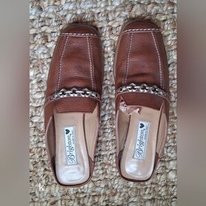 Brighton Julie brown croc embossed hearts chain leather mules size 6.5 casual 36